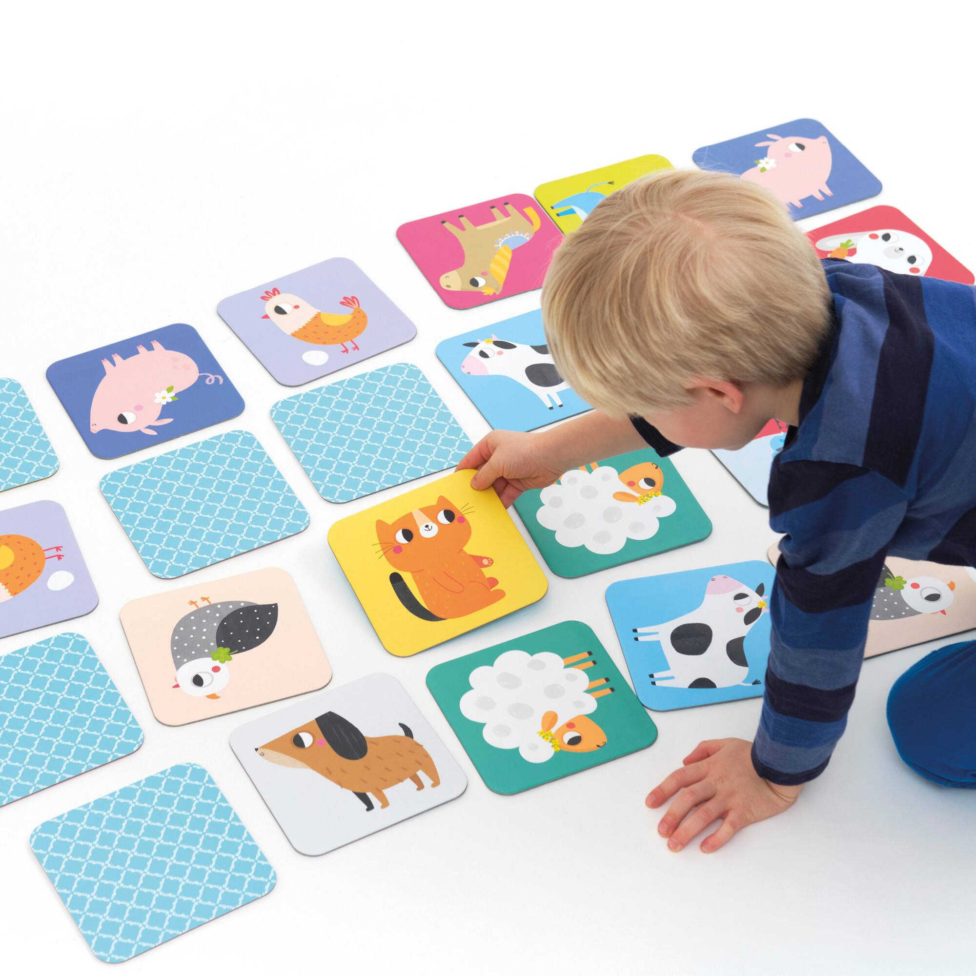 Banana panda suuuper size farm animals memory game